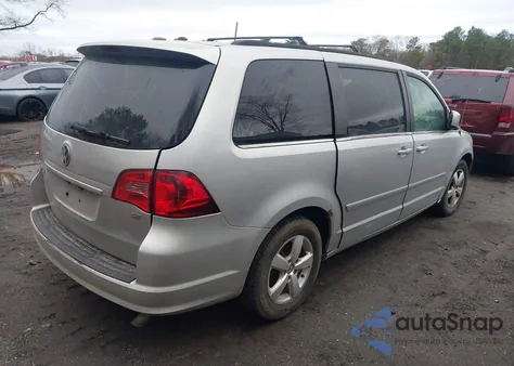 2011 Volkswagen Routan Se from USA, damaged, VIN 2V4RW3DG3BR669778